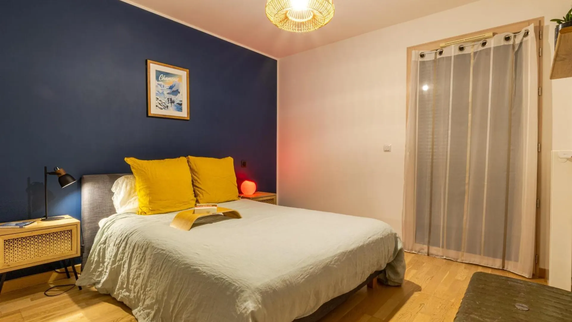 Apartamento Tournette, Vue Montagne & Belle Terrasse Annecy Francia